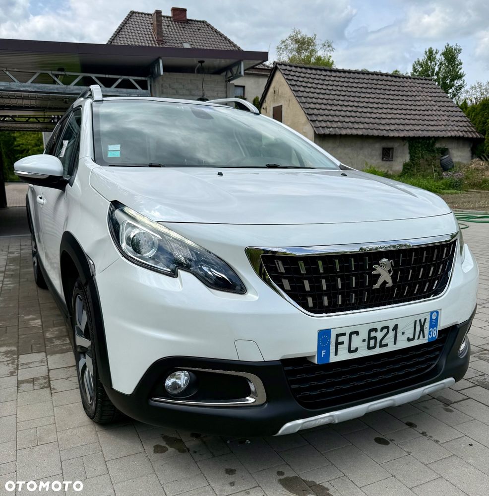 Peugeot 2008 PureTech 110 Stop&Start EAT6 Allure - 8