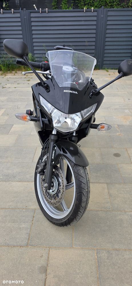 Honda CBR - 8