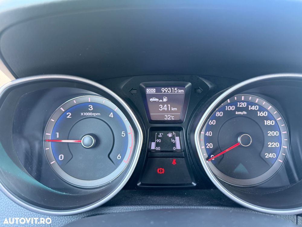 Hyundai i30 1.6 CRDI Comfort - 9