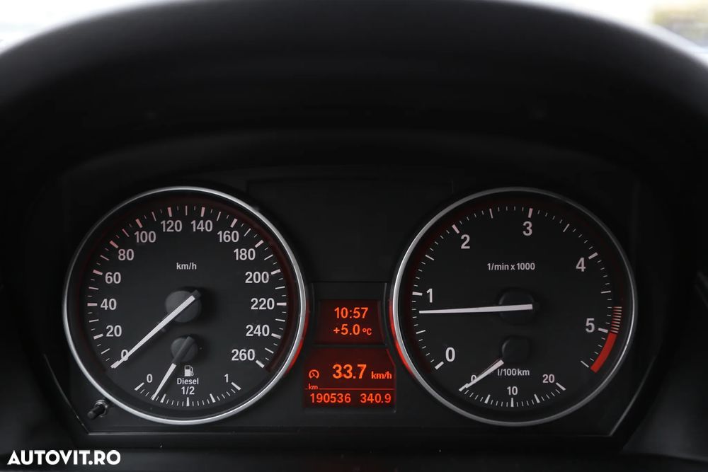 BMW X1 sDrive18d xLine - 14