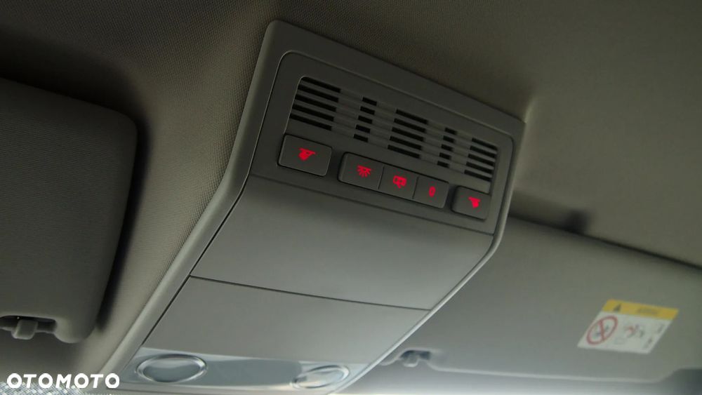 Volkswagen Multivan 2.0 TDI L1 Trendline 4Motion DSG - 14