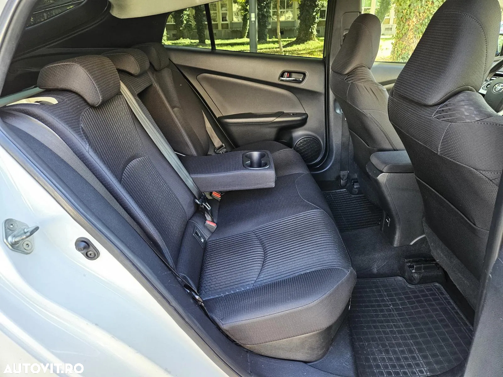 Toyota Prius - 11