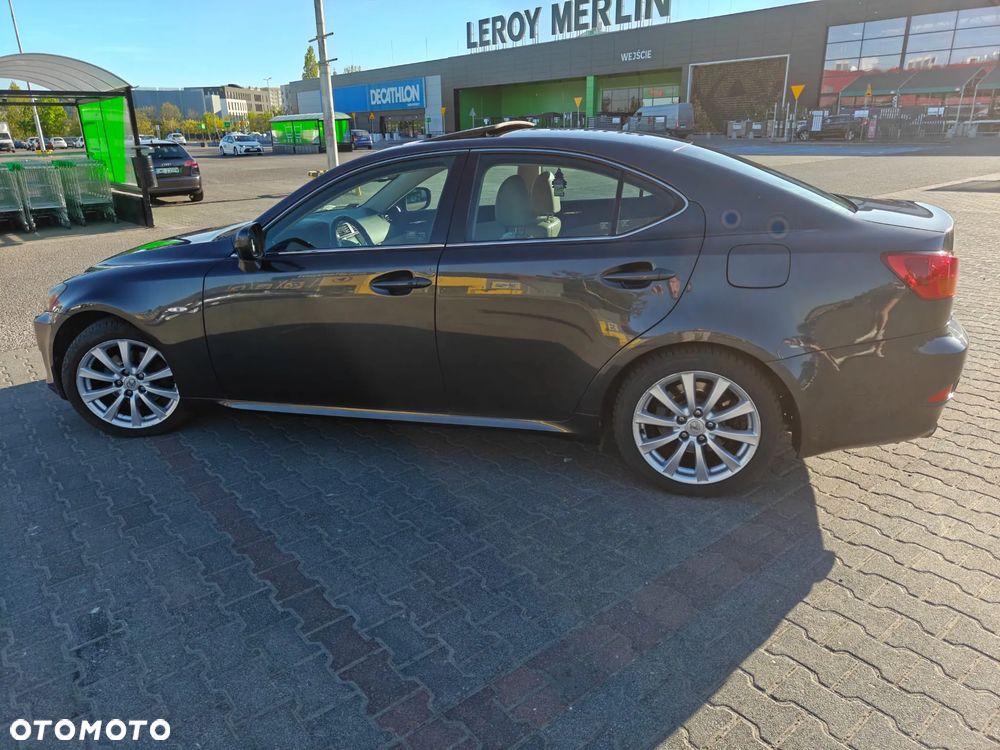 Lexus IS 250 Executive Line - 4