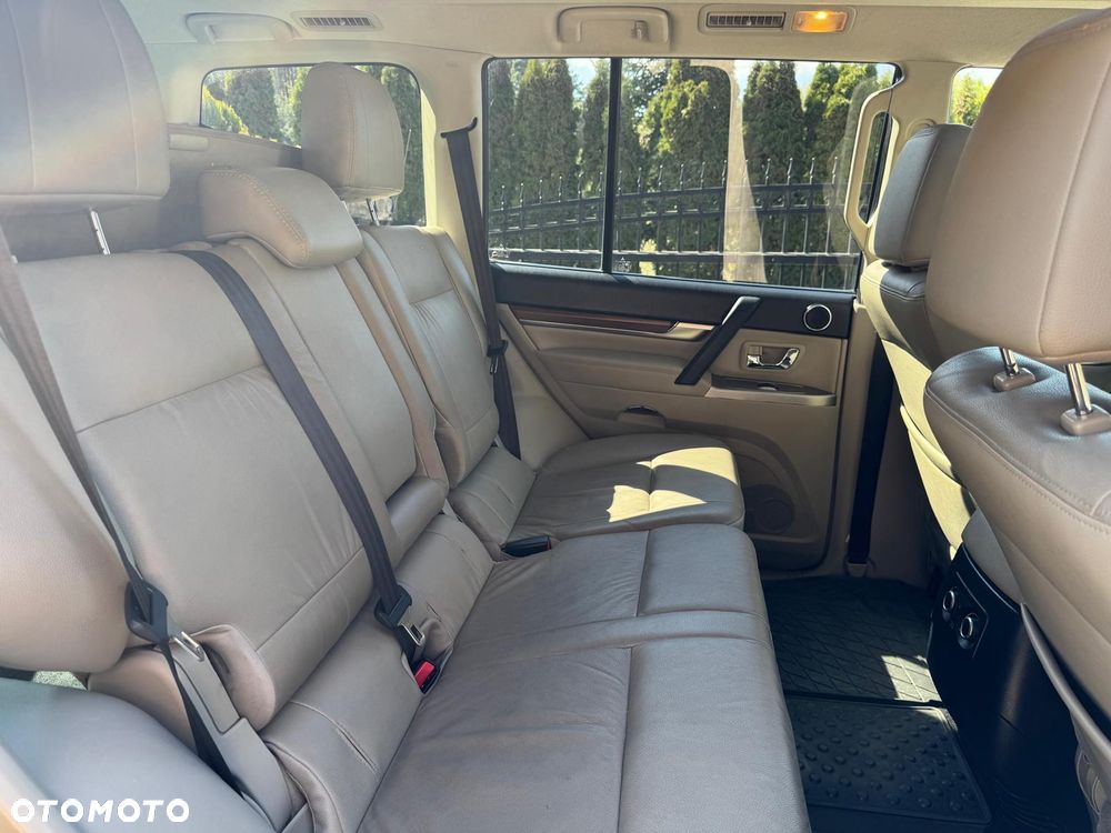 Mitsubishi Pajero 3.2 DID Instyle - 8