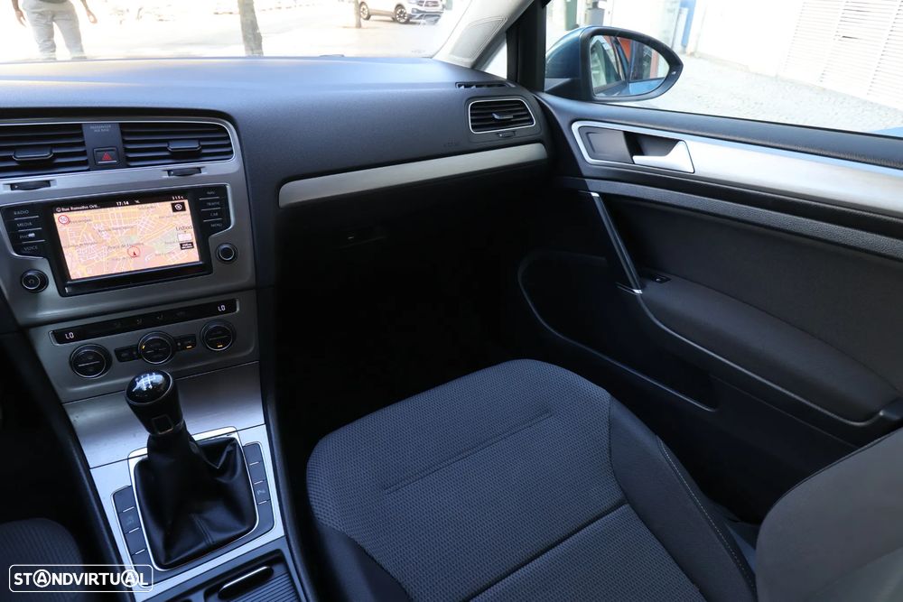 VW Golf Variant 1.6 TDi GPS Edition - 27