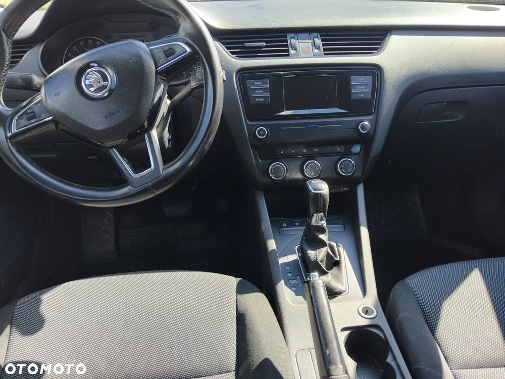 Skoda Octavia 1.6 TDI Active DSG - 4