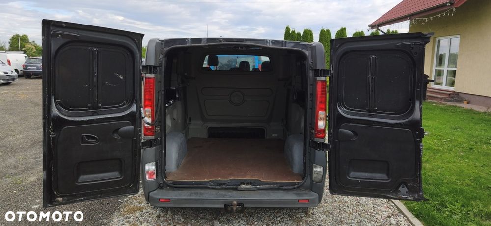 Renault TRAFIC - 8