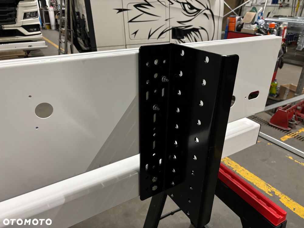 Zderzak belka schmitz blenda wspornik lamp krone - 4