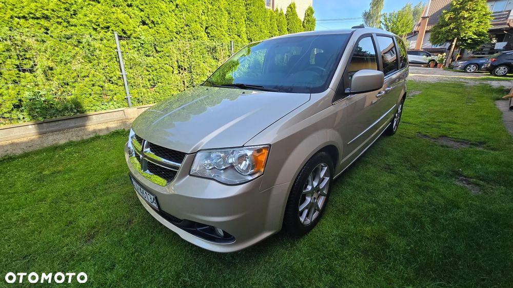 Dodge Grand Caravan 3.6 R/T - 13