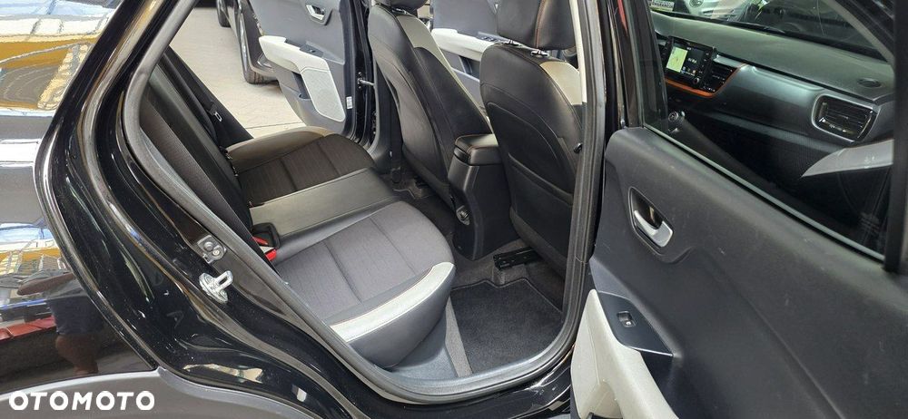 Kia Stonic - 14