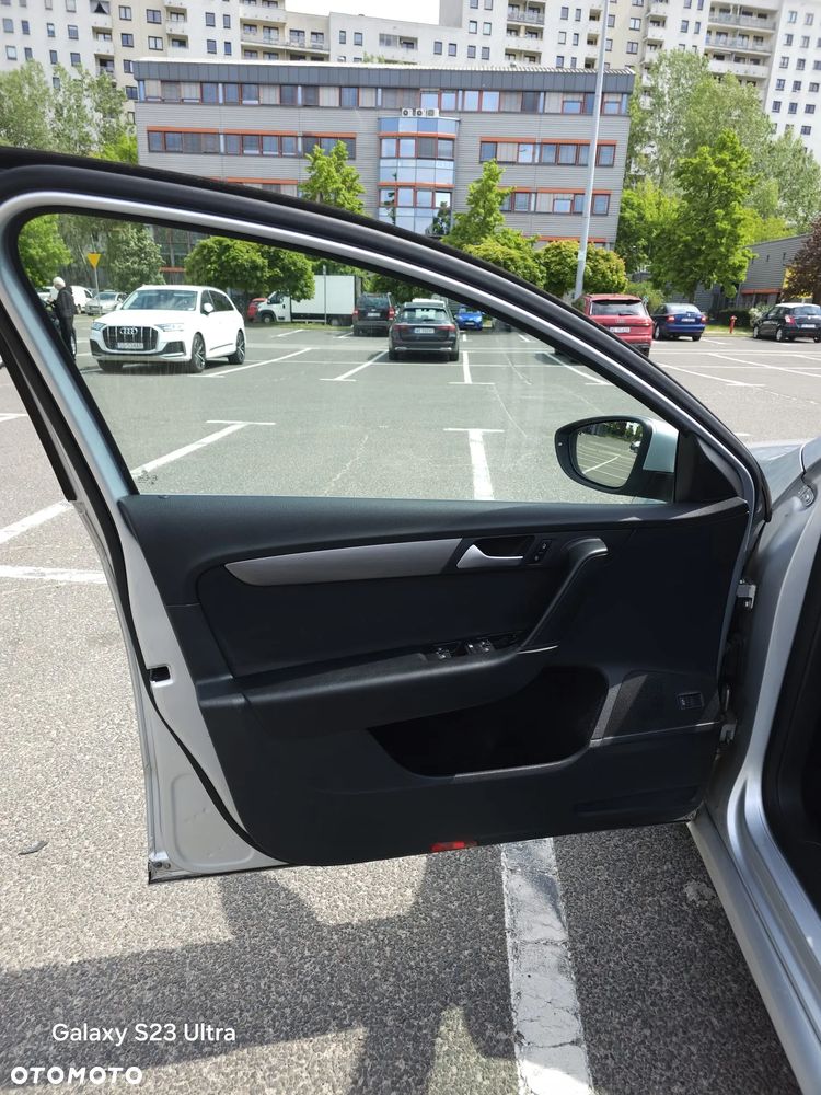 Volkswagen Passat 2.0 TDI Comfortline DSG - 16
