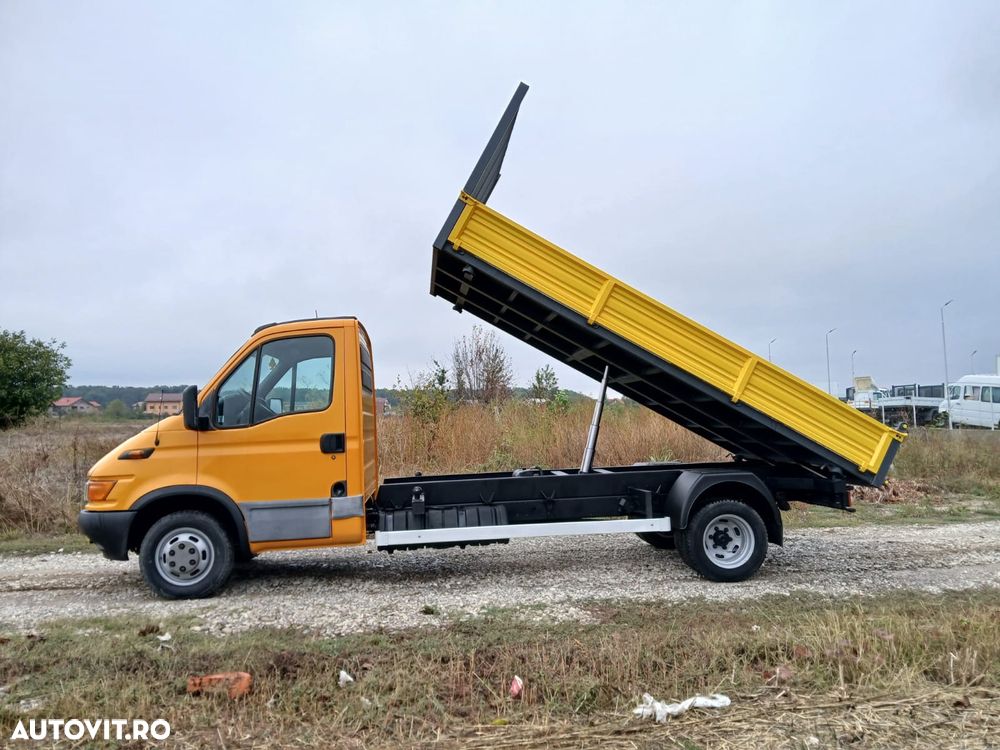 Iveco Daily  35 65  70 max. autoriz 3,5 t cat. B basculabil pe 3 parti - 25