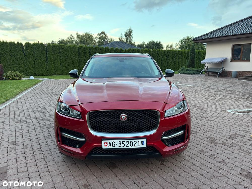 Jaguar F-Pace 20d AWD R-Sport - 26
