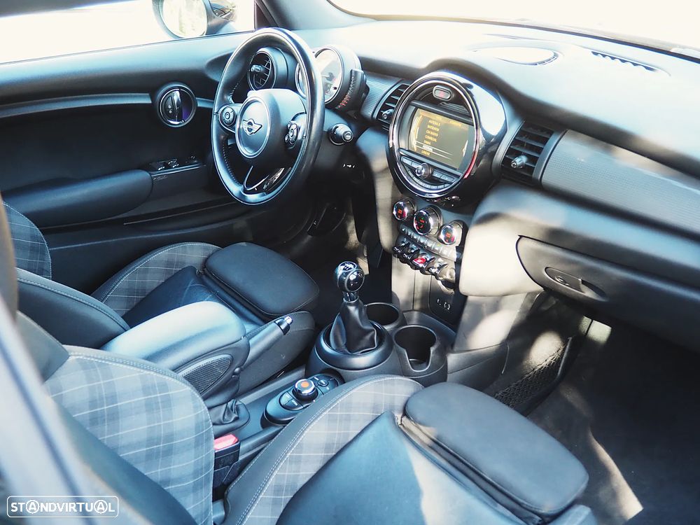 MINI Cabrio - 12