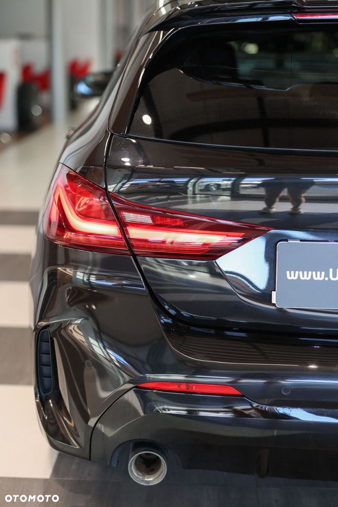 BMW Seria 1 - 25