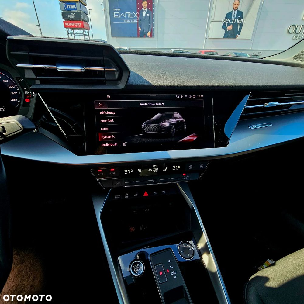 Audi A3 Sportback 40 TFSIe S tronic - 10