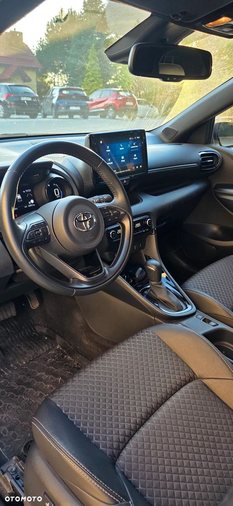 Toyota Yaris - 7