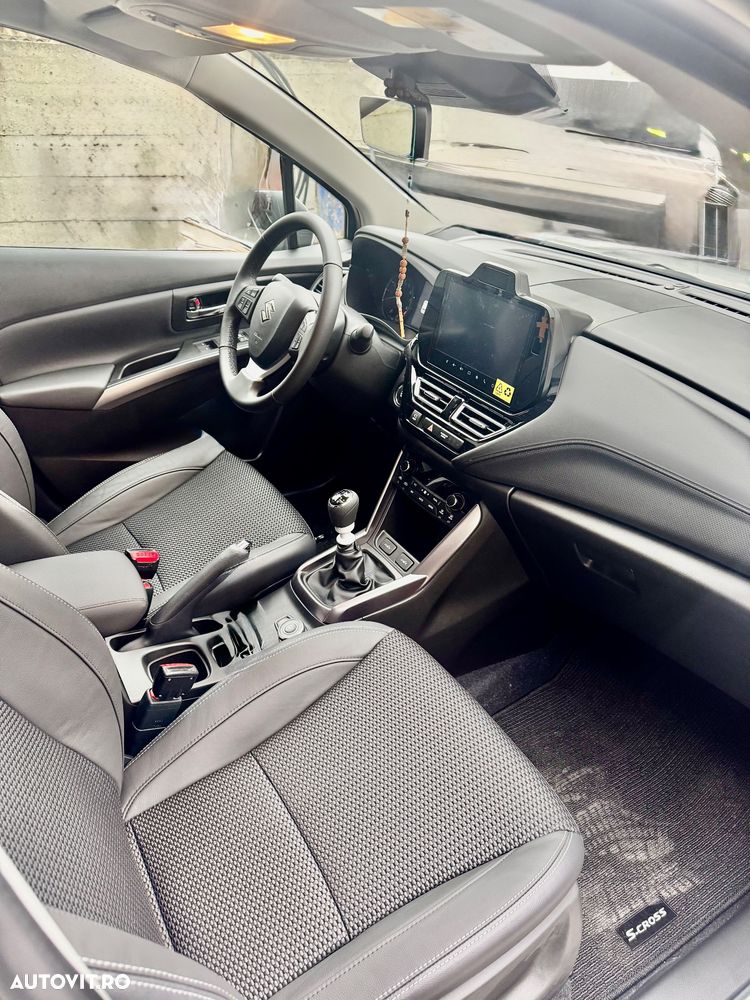 Suzuki S-Cross - 21
