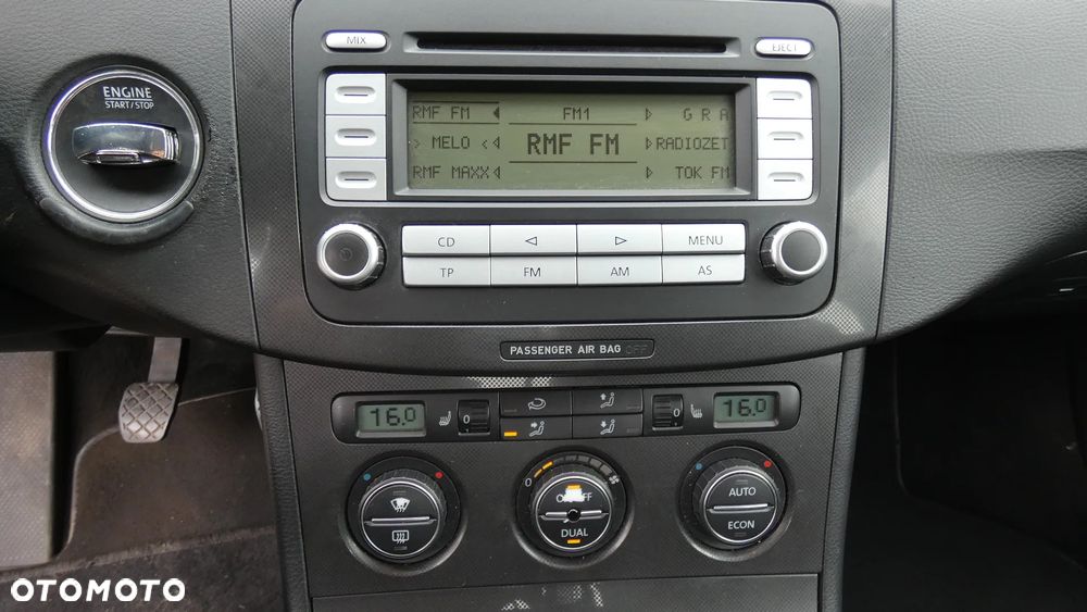 Volkswagen Passat 1.6 Trendline - 17