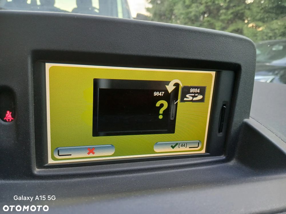 Renault Clio TCe 100 TomTom Edition - 31