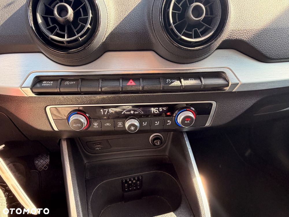 Audi Q2 30 TFSI Advanced - 18