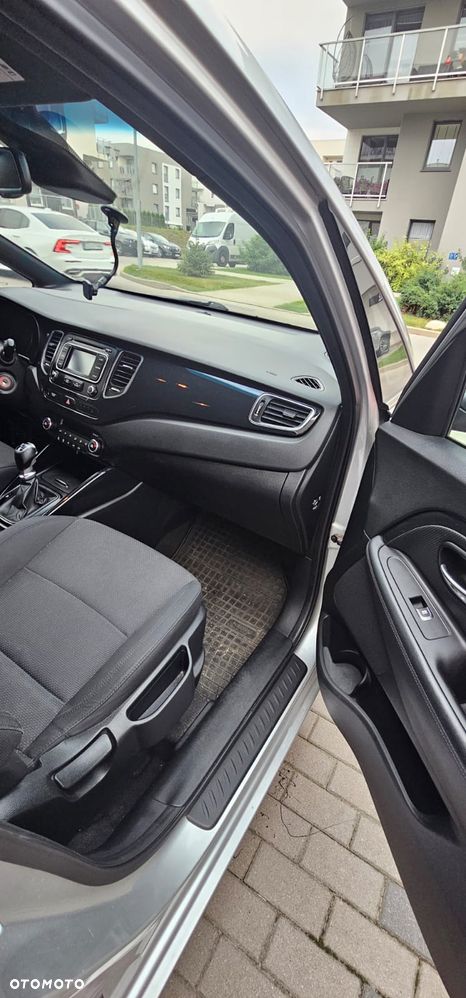 Kia Carens 1.7 CRDi L - 18