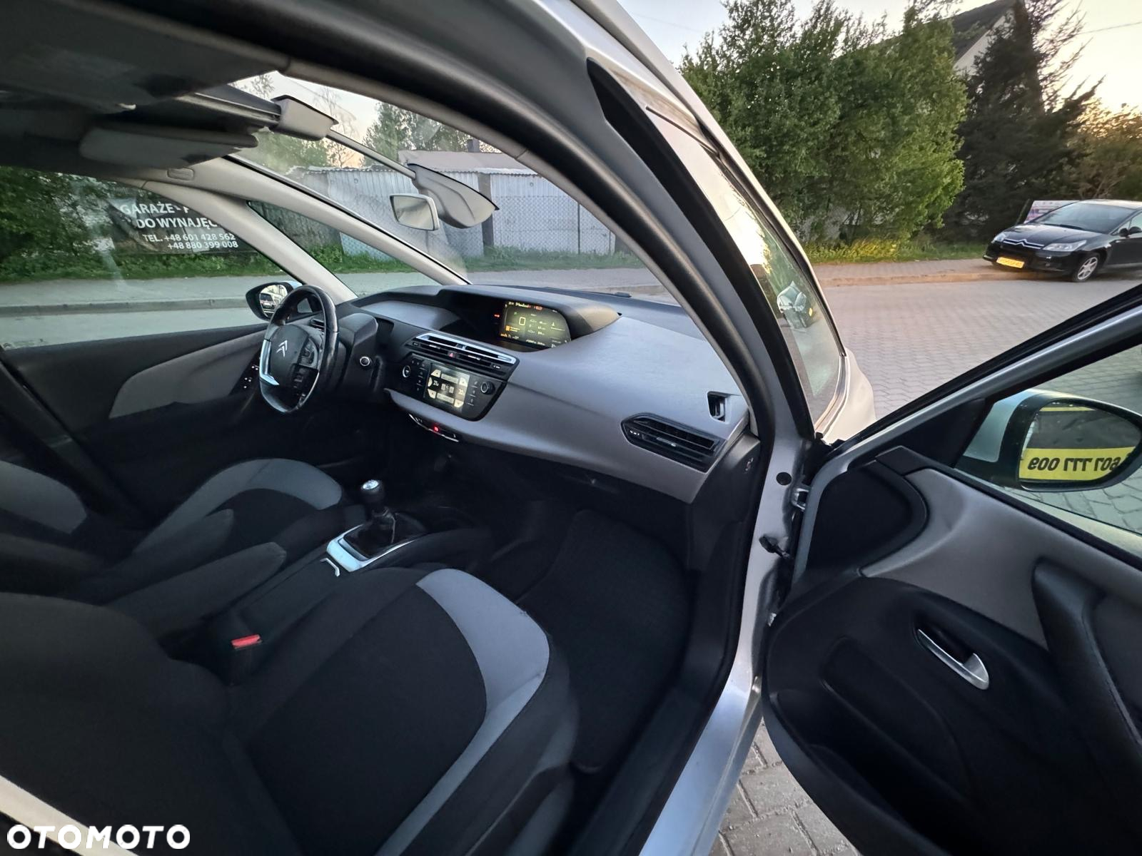 Citroën C4 Picasso BlueHDi 120 Exclusive - 19