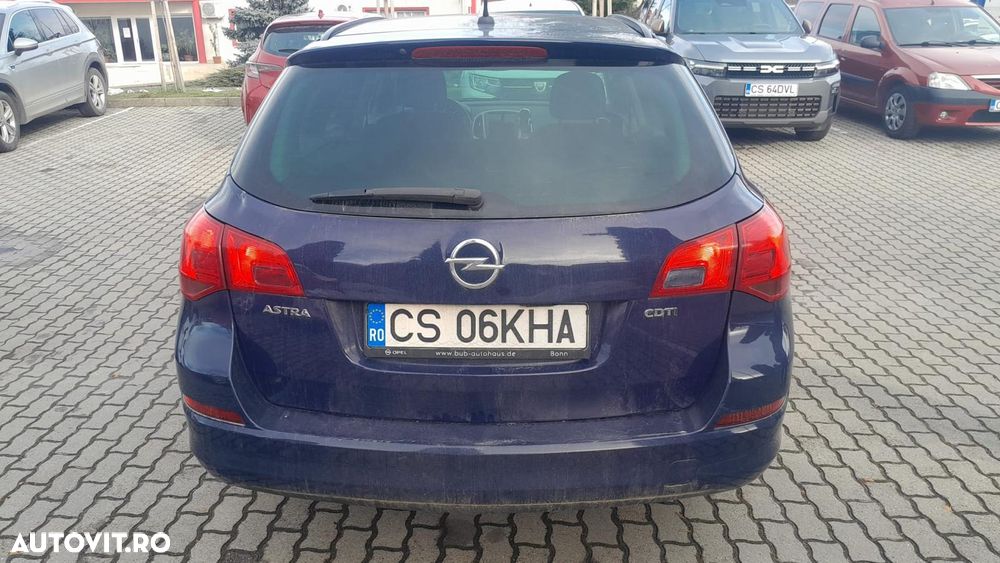Opel Astra - 8