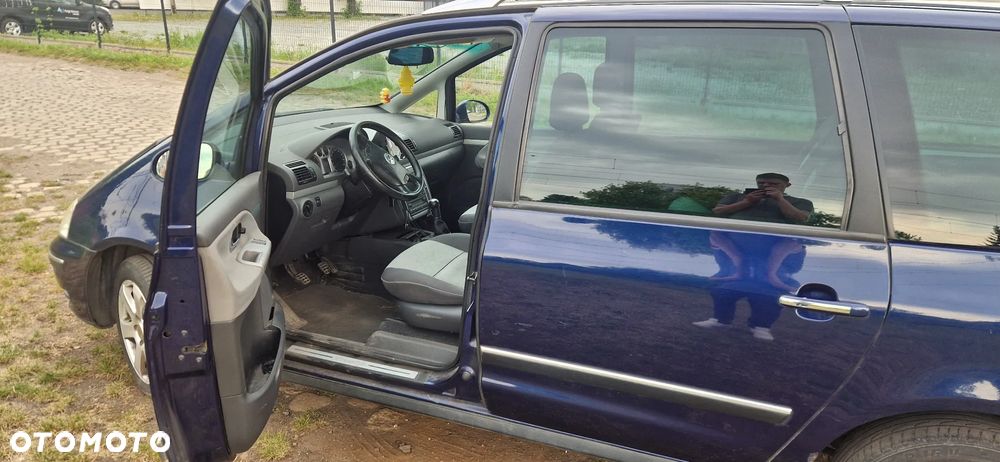 Volkswagen Sharan 2.0 TDI Highline - 3