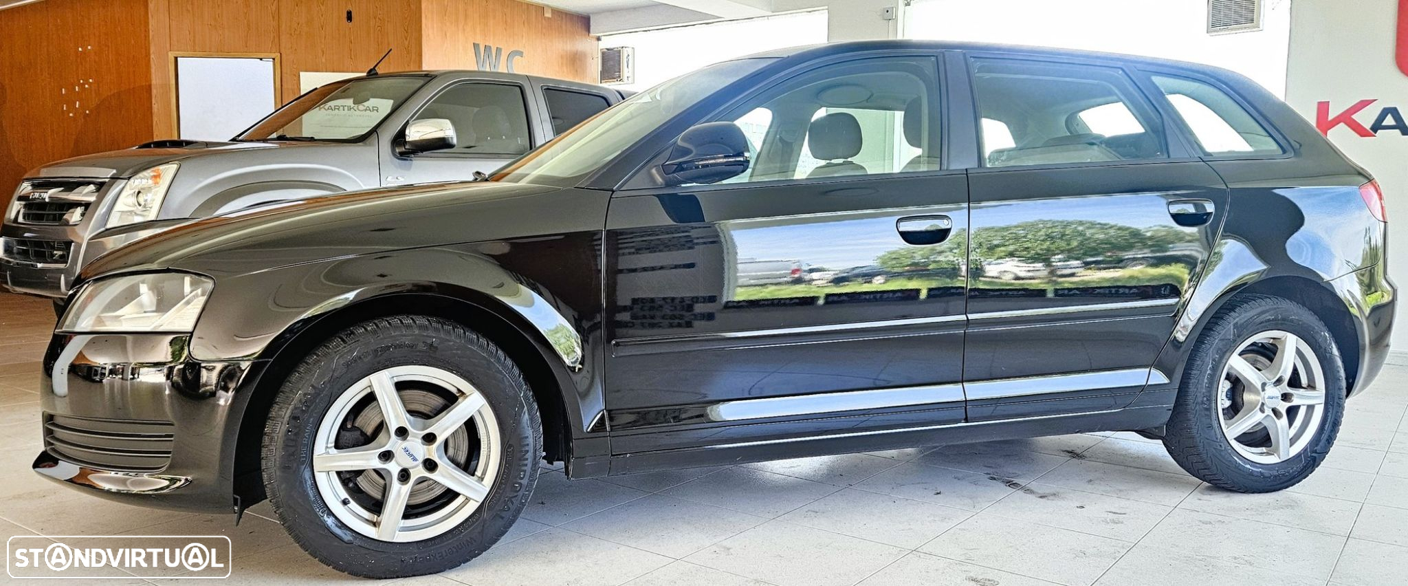 Audi A3 Sportback 1.6 TDI Ambiente - 2