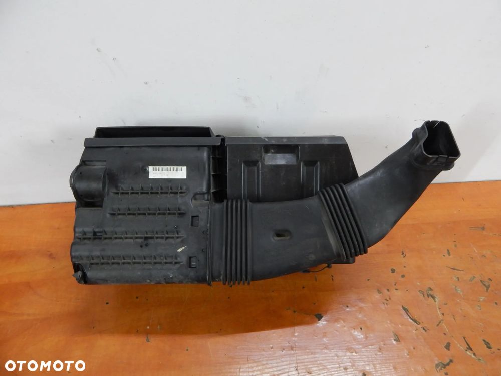 obudowa filtra powietrza 2.5 2.4 benz Volvo v50 v70 s80 xc70 04-14 Łuków części - 9