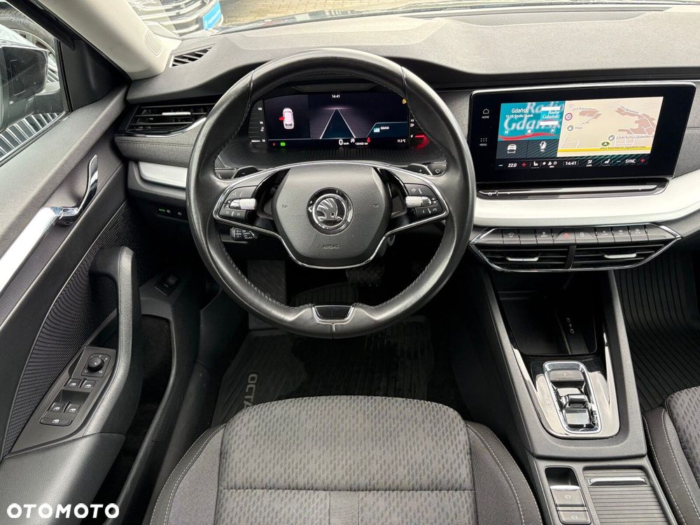 Skoda Octavia 2.0 TDI Style DSG - 10