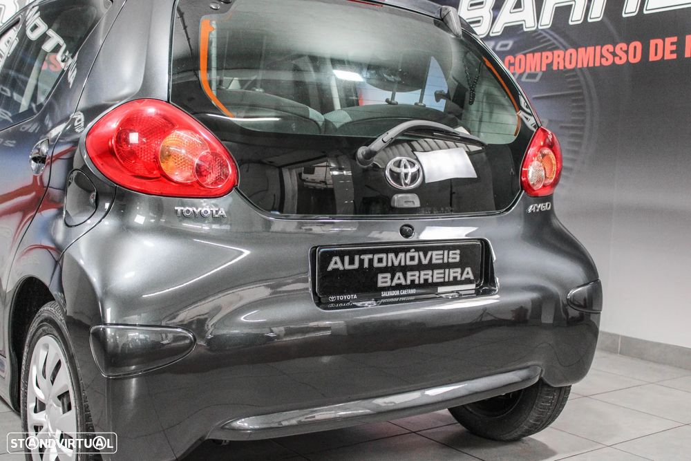 Toyota Aygo 1.0 + AC - 19
