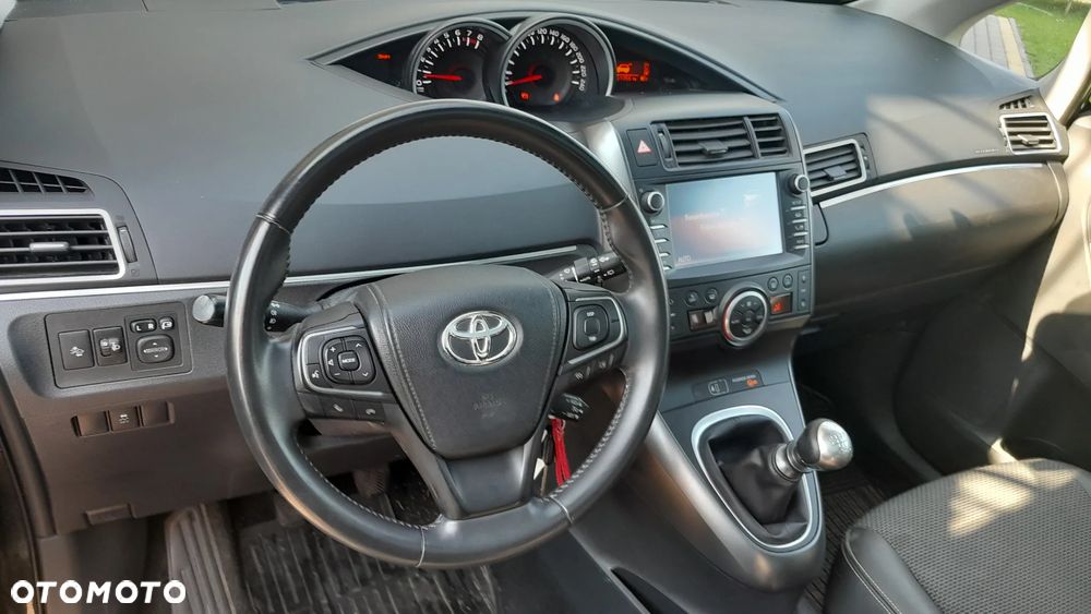 Toyota Verso - 4