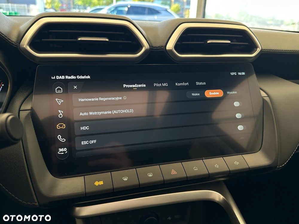 MG ZS Hybrid+ - 31