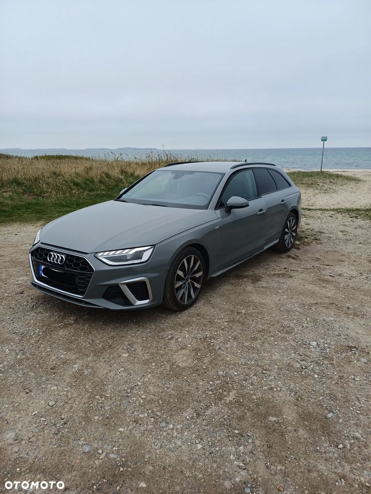 Audi A4 Avant 35 TDI S tronic S line - 1