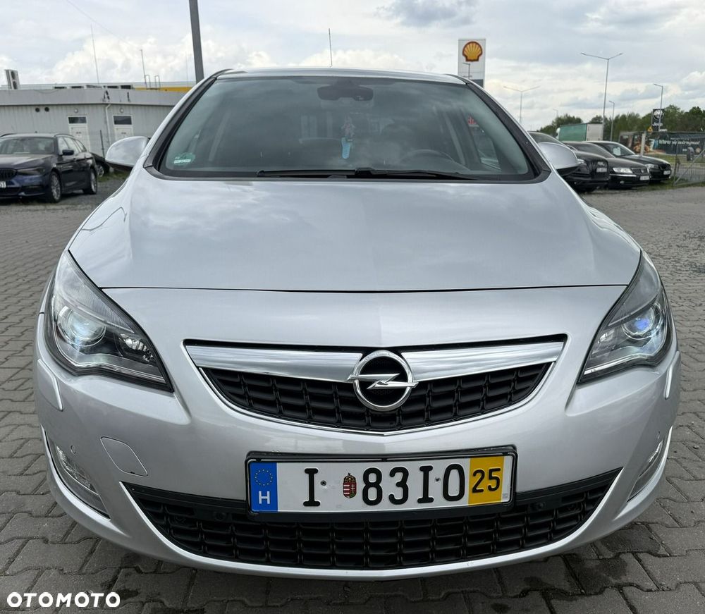 Opel Astra - 11