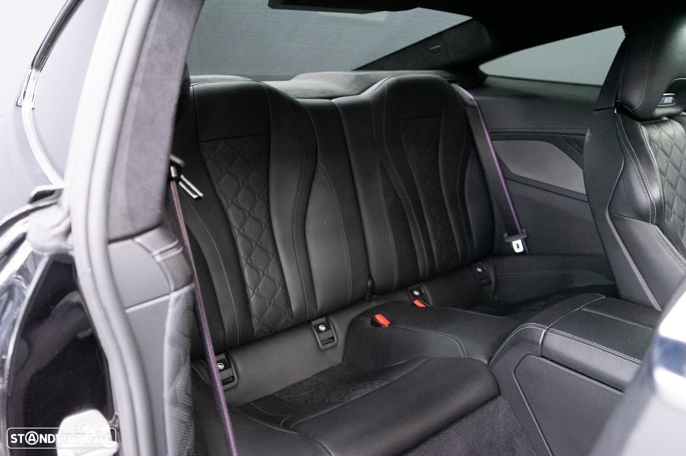 BMW M8 Competition - 8