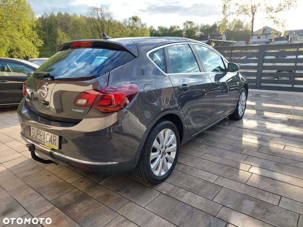 Opel Astra 1.4 Turbo Exklusiv - 5