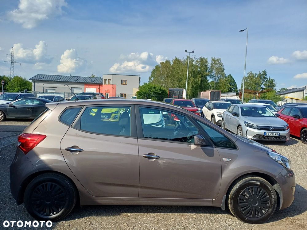 Hyundai ix20 1.4 blue Style - 8