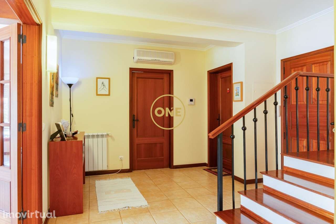 Apartamento T3 Duplex com Excelentes Áreas e Garagem – Ponta Delgada - Grande imagem: 3/17