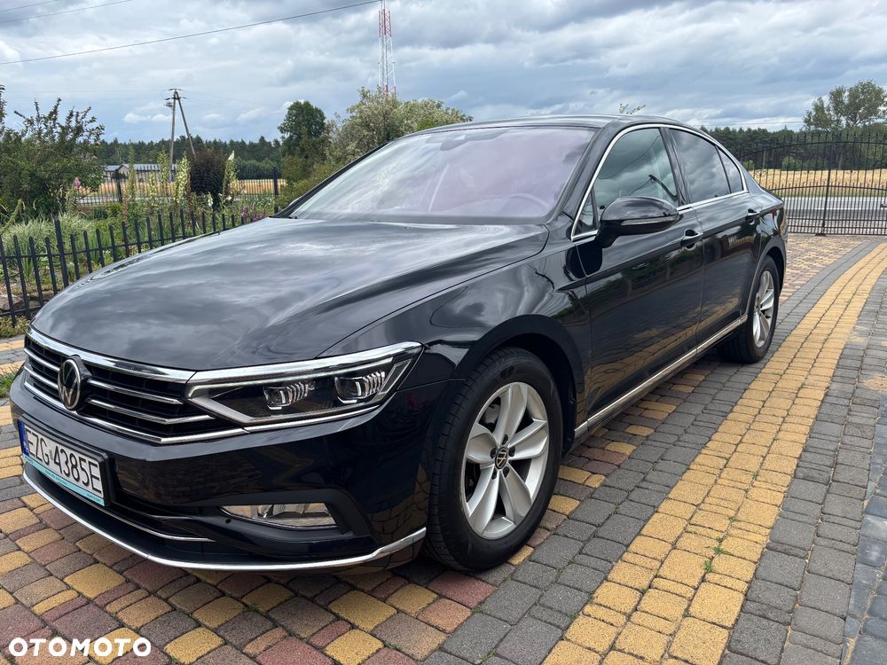 Volkswagen Passat 1.5 TSI EVO Elegance DSG - 4