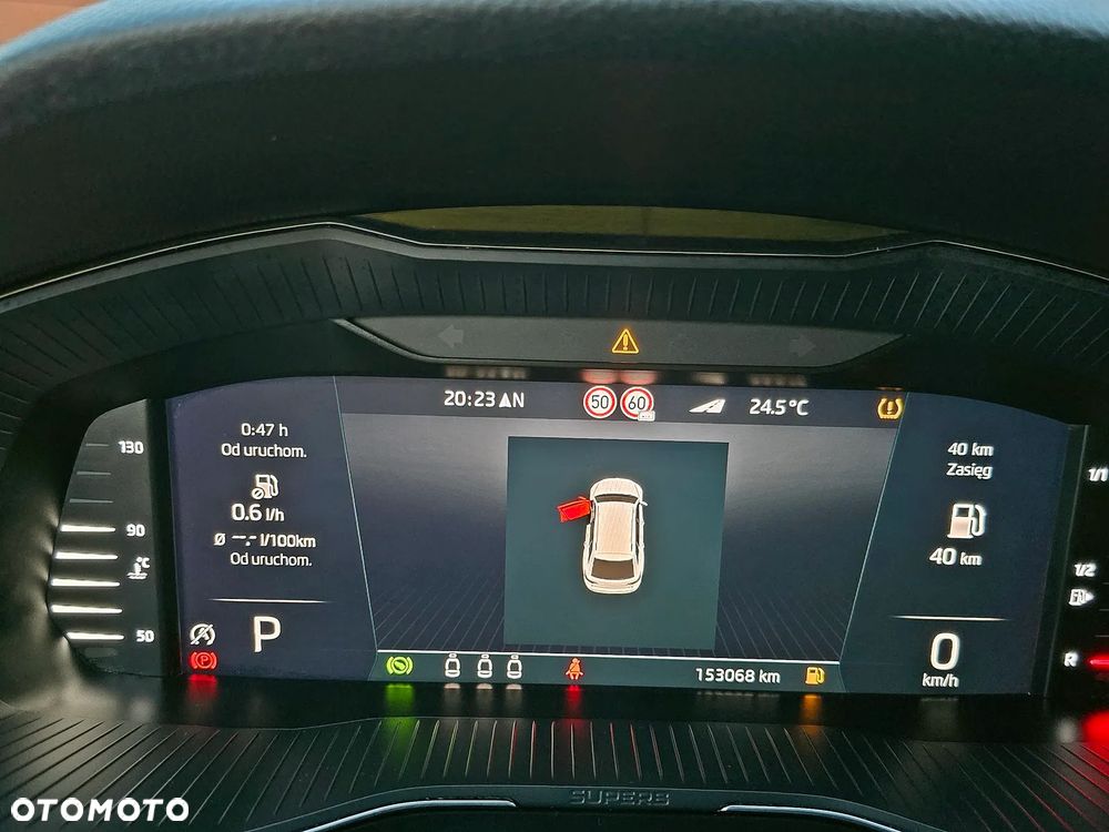 Skoda Superb 2.0 TDI DSG L&K - 24