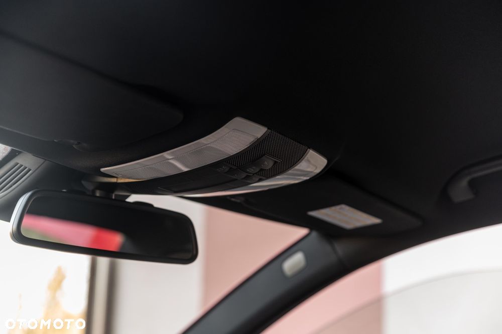 Mercedes-Benz Klasa E - 30