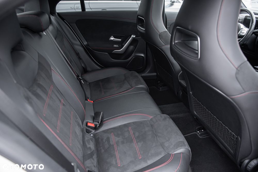 Mercedes-Benz CLA 250 7G-DCT Edition 2022 - 30