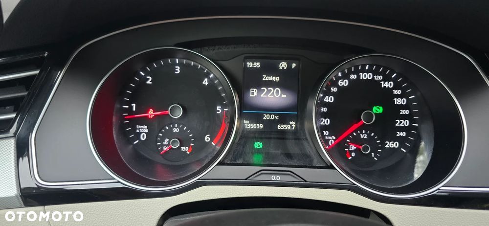 Volkswagen Passat 2.0 TDI BMT Comfortline DSG - 8