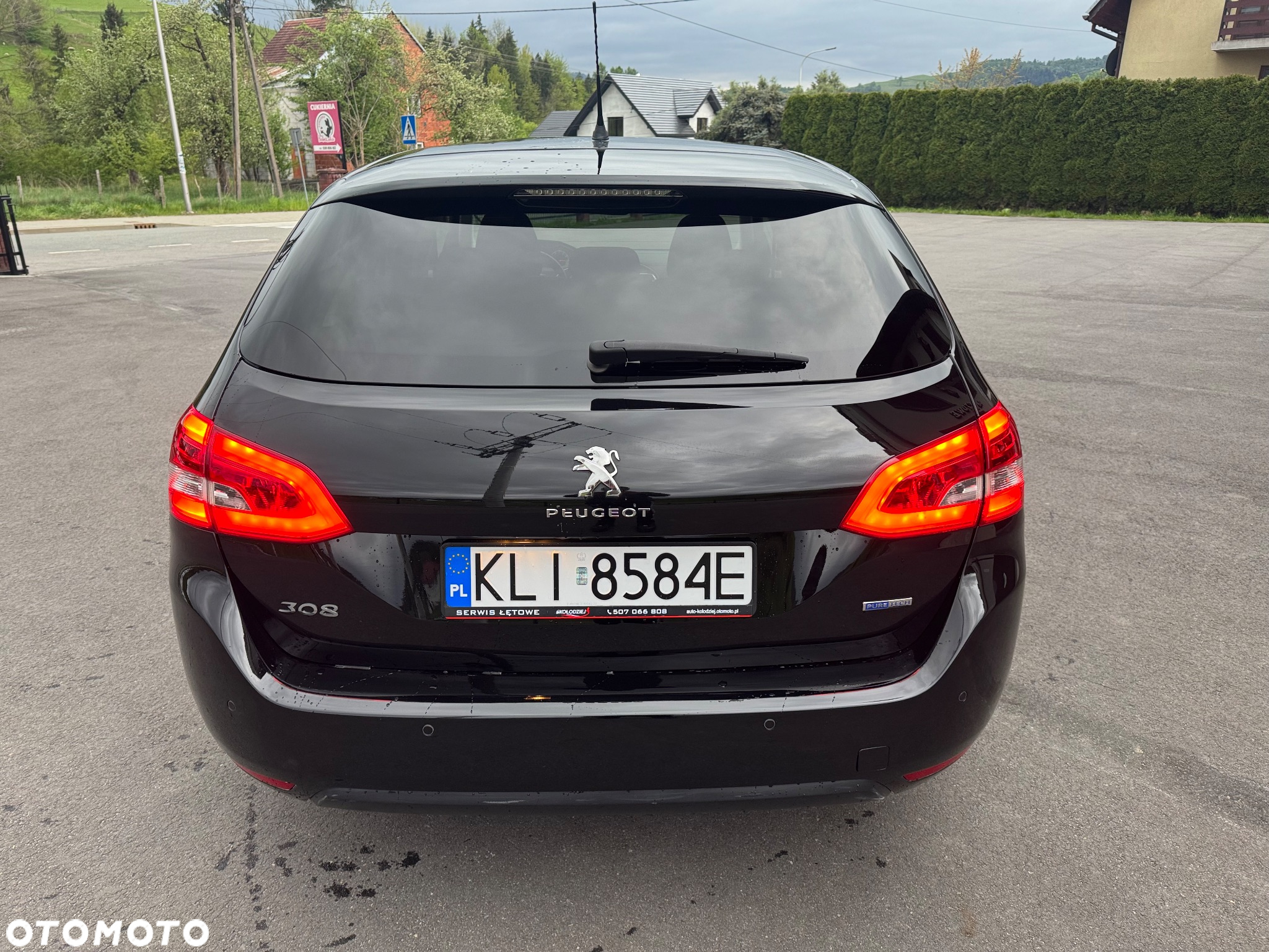 Peugeot 308 SW 1.2 PureTech Allure S&S EAT6 - 11
