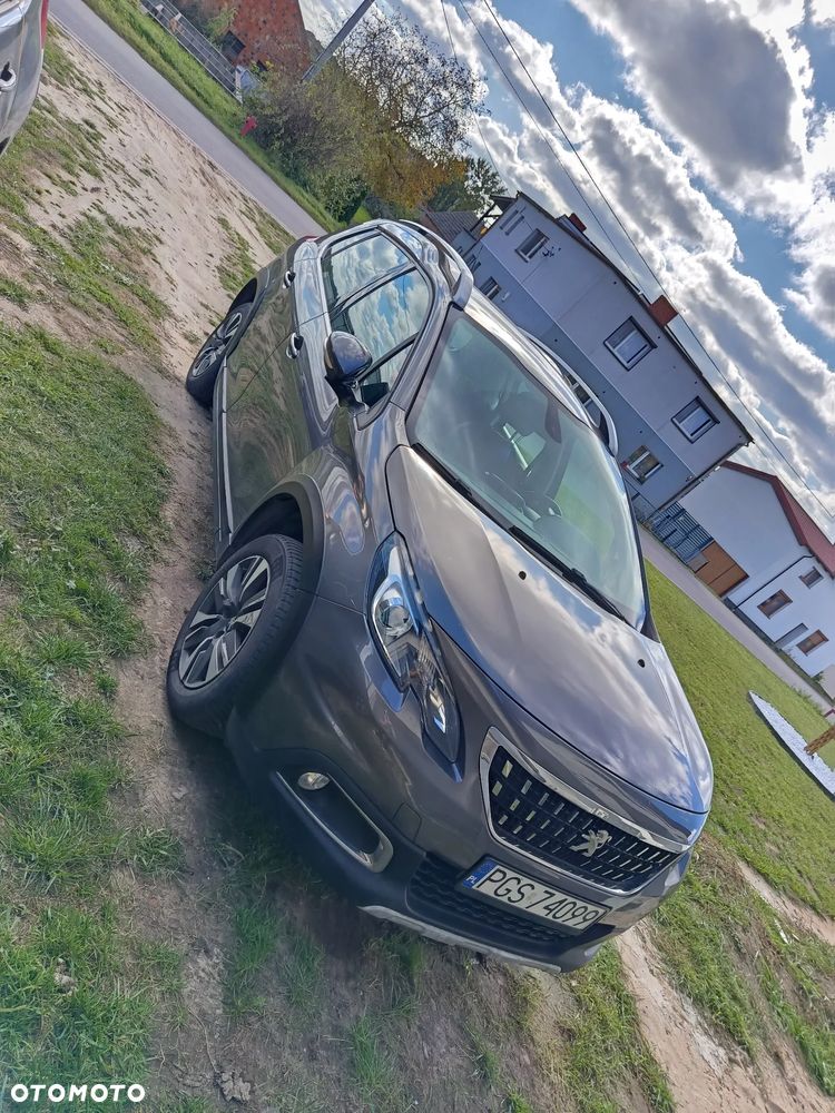 Peugeot 2008 PureTech 82 Allure - 2