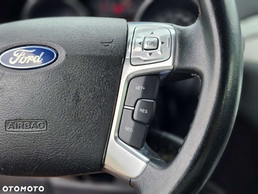 Ford S-Max - 27