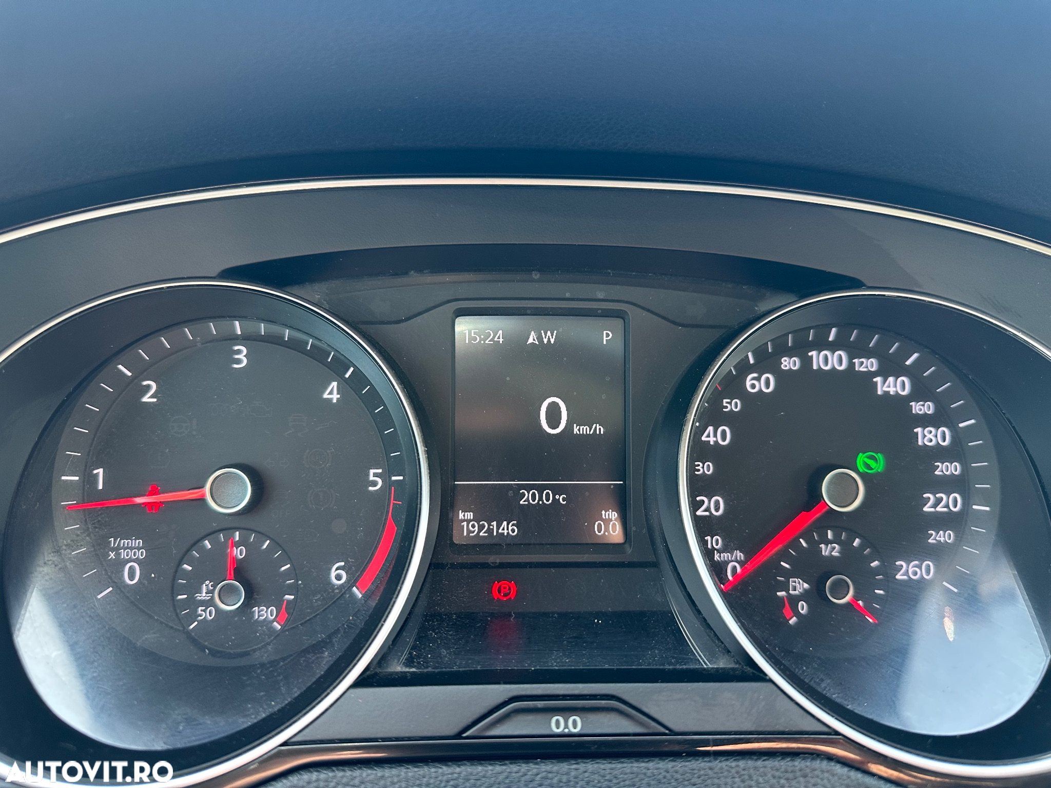 Volkswagen Passat 2.0 TDI (BlueMotion Technology) DSG Comfortline - 13